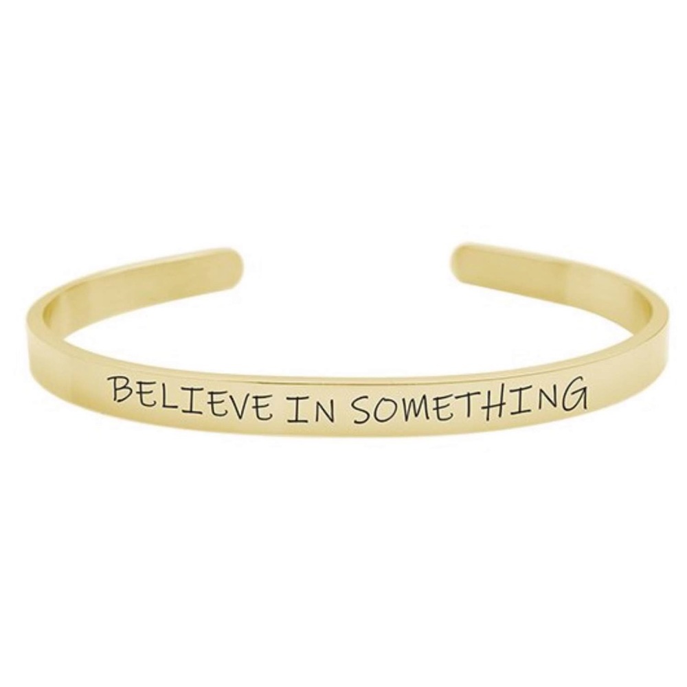 🌸 Inspirational Cuff ‘Believe in Something’ 🌸